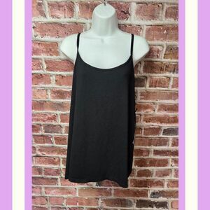 Women's AVA & VIV Round Neck Sleeveless Top 2X